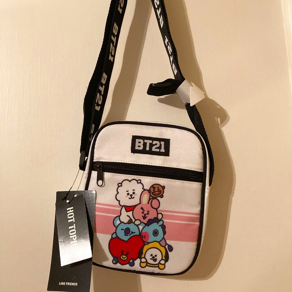 NWT Line Friends x Hot Topic BT21 Crossbody Bag